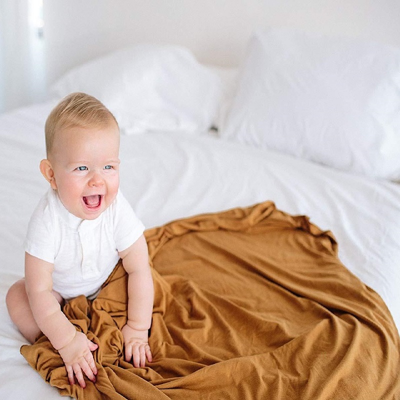 Pure Black Color Baby Wrap Ult - огляд і ціна Muslin Swaddle Wrap